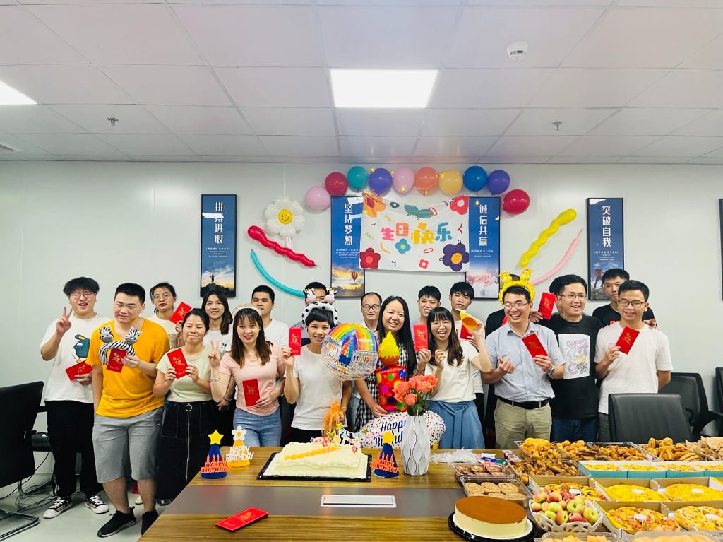 仲夏伊始 光芒新生——IM电竞
2022年第二季度生日会及分享会